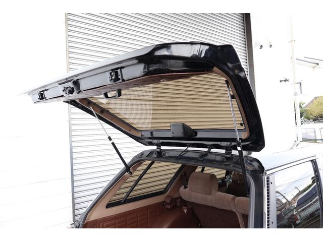 セドリックワゴン SGL サーフスタイル アイアンバンパー LEDヘッドライト 新品クリアバンパーマーカー 新品デイトナクローム 新品BFグッドリッジホワイトレター タイミングベルト交換済み(57枚目)