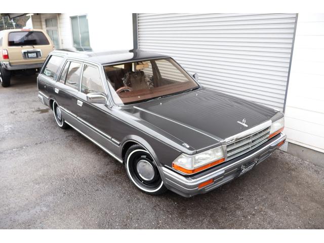 グロリアワゴン ＳＧＬ　サーフスタイル　新品ＮｅｏＭｏｏｎ１４ｉｎ　新品ホワイトリボンタイヤ　ＬＥＤヘッドライト　ウッドステアリング　ローダウン　タイミングベルト交換済み（2枚目）