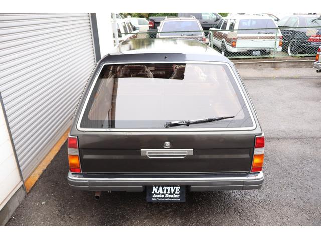 グロリアワゴン ＳＧＬ　サーフスタイル　新品ＮｅｏＭｏｏｎ１４ｉｎ　新品ホワイトリボンタイヤ　ＬＥＤヘッドライト　ウッドステアリング　ローダウン　タイミングベルト交換済み（25枚目）