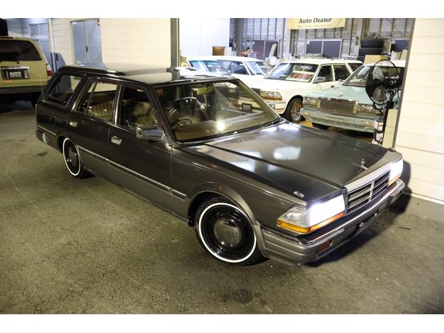 グロリアワゴン ＳＧＬ　サーフスタイル　新品ＮｅｏＭｏｏｎ１４ｉｎ　新品ホワイトリボンタイヤ　ＬＥＤヘッドライト　ウッドステアリング　ローダウン　タイミングベルト交換済み（31枚目）