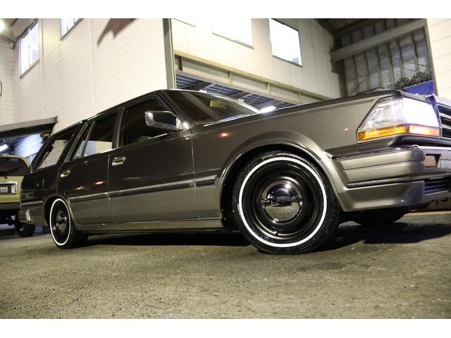 グロリアワゴン ＳＧＬ　サーフスタイル　新品ＮｅｏＭｏｏｎ１４ｉｎ　新品ホワイトリボンタイヤ　ＬＥＤヘッドライト　ウッドステアリング　ローダウン　タイミングベルト交換済み（37枚目）