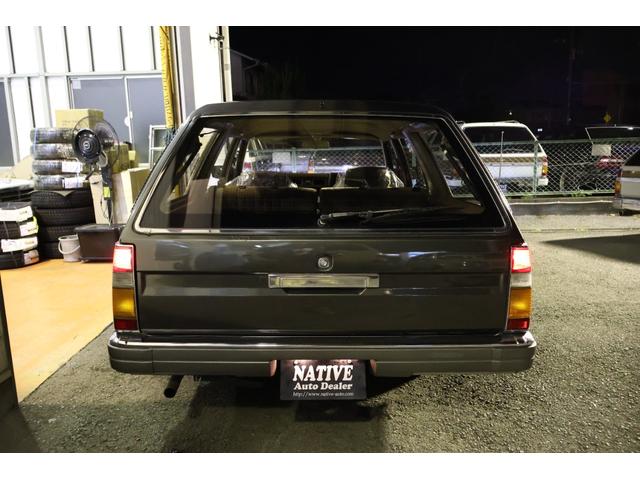 グロリアワゴン ＳＧＬ　サーフスタイル　新品ＮｅｏＭｏｏｎ１４ｉｎ　新品ホワイトリボンタイヤ　ＬＥＤヘッドライト　ウッドステアリング　ローダウン　タイミングベルト交換済み（44枚目）