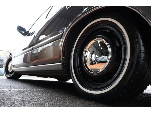 グロリアワゴン ＳＧＬ　サーフスタイル　新品ＮｅｏＭｏｏｎ１４ｉｎ　新品ホワイトリボンタイヤ　ＬＥＤヘッドライト　ウッドステアリング　ローダウン　タイミングベルト交換済み（49枚目）