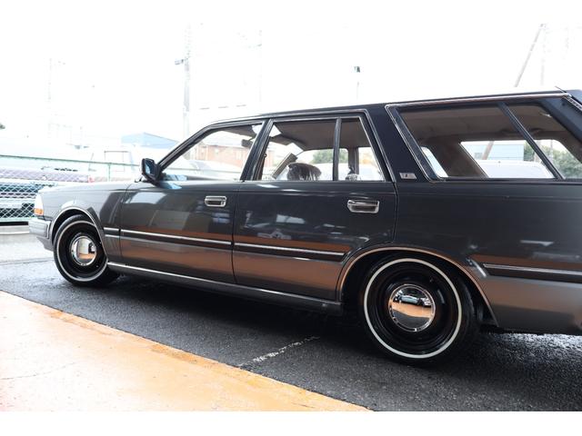 グロリアワゴン ＳＧＬ　サーフスタイル　新品ＮｅｏＭｏｏｎ１４ｉｎ　新品ホワイトリボンタイヤ　ＬＥＤヘッドライト　ウッドステアリング　ローダウン　タイミングベルト交換済み（50枚目）