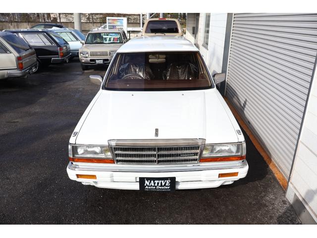 セドリックワゴン ＳＧＬ　サーフスタイル　ウッドデカール　新品デイトナブラック　新品ホワイトタイヤ　ＬＥＤヘッドライト　ＥＴＣ　タイミングベルト交換済み（12枚目）