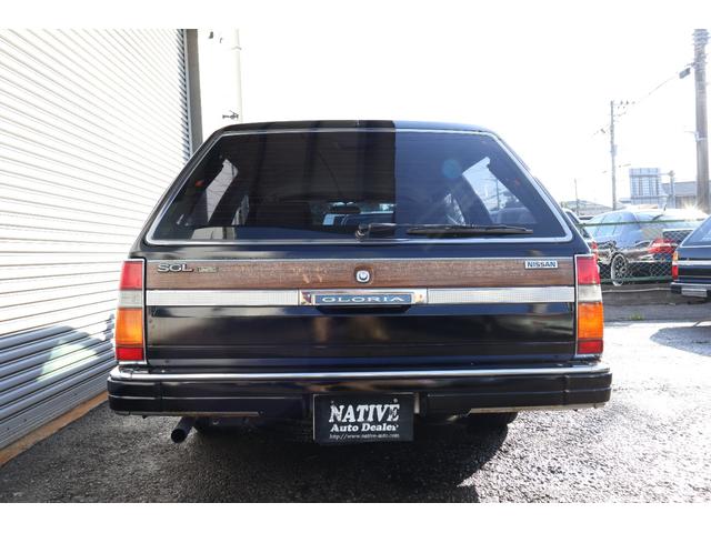 グロリアワゴン ＳＧＬリミテッド　サーフスタイル　ベンチシート　コラムオートマ　ウッドデカール　　新品ＮｅｏＭｏｏｎ　新品ホワイトリボンタイヤ　ＬＥＤヘッドライト　インダッシュＨＤＤナビ地デジ　ＥＴＣ　タイミングベルト交換済み（27枚目）