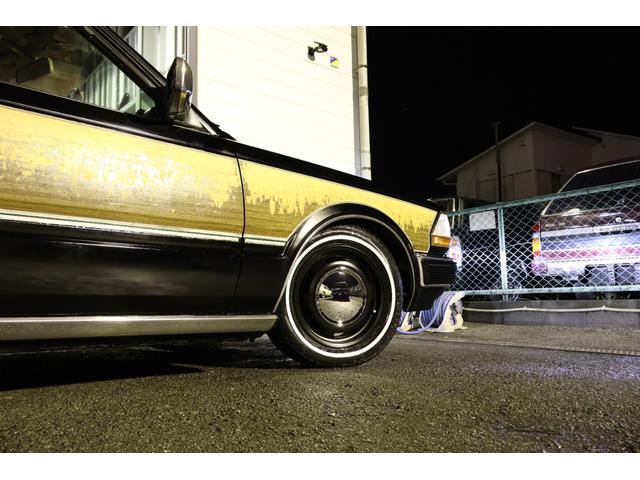 グロリアワゴン ＳＧＬリミテッド　サーフスタイル　ベンチシート　コラムオートマ　ウッドデカール　　新品ＮｅｏＭｏｏｎ　新品ホワイトリボンタイヤ　ＬＥＤヘッドライト　インダッシュＨＤＤナビ地デジ　ＥＴＣ　タイミングベルト交換済み（43枚目）