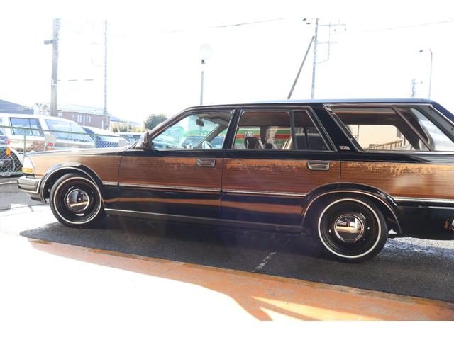 グロリアワゴン ＳＧＬリミテッド　サーフスタイル　ベンチシート　コラムオートマ　ウッドデカール　　新品ＮｅｏＭｏｏｎ　新品ホワイトリボンタイヤ　ＬＥＤヘッドライト　インダッシュＨＤＤナビ地デジ　ＥＴＣ　タイミングベルト交換済み（50枚目）