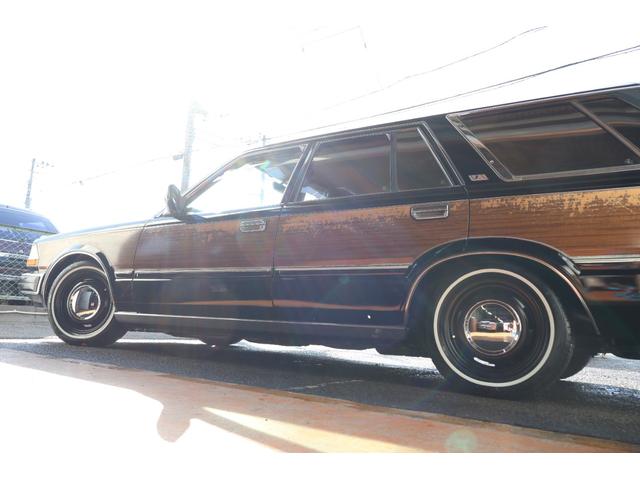 グロリアワゴン ＳＧＬリミテッド　サーフスタイル　ベンチシート　コラムオートマ　ウッドデカール　　新品ＮｅｏＭｏｏｎ　新品ホワイトリボンタイヤ　ＬＥＤヘッドライト　インダッシュＨＤＤナビ地デジ　ＥＴＣ　タイミングベルト交換済み（54枚目）