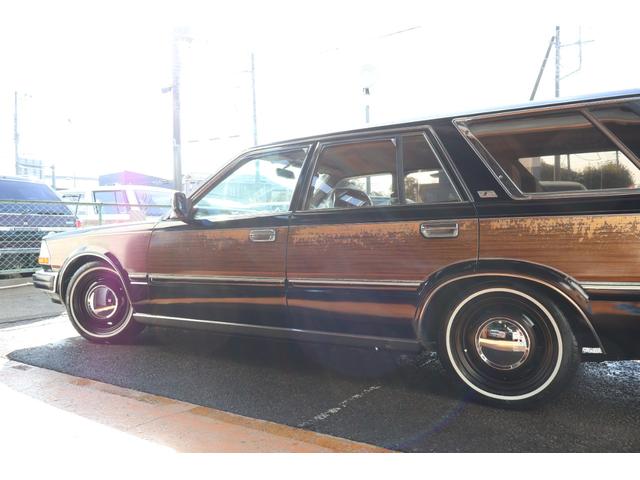 グロリアワゴン ＳＧＬリミテッド　サーフスタイル　ベンチシート　コラムオートマ　ウッドデカール　　新品ＮｅｏＭｏｏｎ　新品ホワイトリボンタイヤ　ＬＥＤヘッドライト　インダッシュＨＤＤナビ地デジ　ＥＴＣ　タイミングベルト交換済み（55枚目）