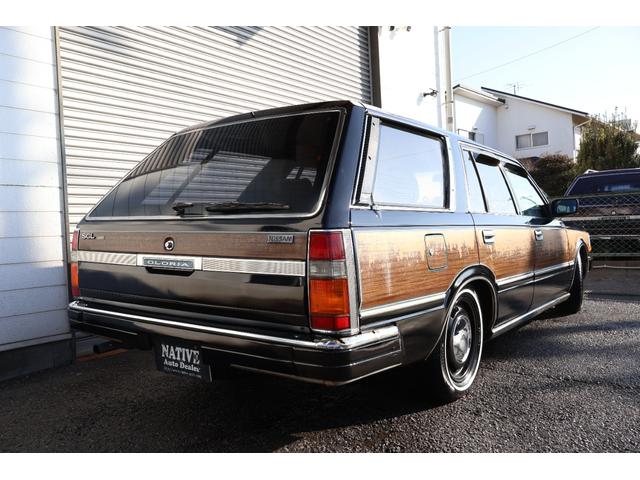 グロリアワゴン ＳＧＬリミテッド　サーフスタイル　ベンチシート　コラムオートマ　ウッドデカール　　新品ＮｅｏＭｏｏｎ　新品ホワイトリボンタイヤ　ＬＥＤヘッドライト　インダッシュＨＤＤナビ地デジ　ＥＴＣ　タイミングベルト交換済み（57枚目）