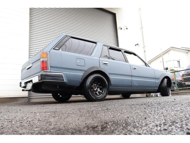 セドリックワゴン SGL マットスタイリング 丸目4灯フェイス アイアンバンパー オーバーフェンダー デイトナブラック INCEPTIONホワイトレター LEDヘッドライト レカラステアリング ETC タイミングベルト交換済み(60枚目)