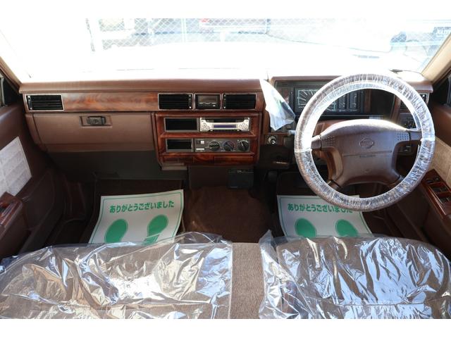 セドリックワゴン ＳＧＬリミテッド　サーフスタイル　ベンチシート　コラムオートマ　新品ＮｅｏＭｏｏｎ１５ｉｎ　新品ホワイトリボンタイヤ　ＬＥＤヘッドライト　ＥＴＣ　最終モデル　タイミングベルト交換済み（3枚目）