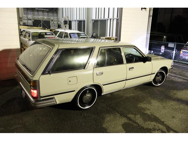 セドリックワゴン ＳＧＬリミテッド　サーフスタイル　ベンチシート　コラムオートマ　新品ＮｅｏＭｏｏｎ１５ｉｎ　新品ホワイトリボンタイヤ　ＬＥＤヘッドライト　ＥＴＣ　最終モデル　タイミングベルト交換済み（38枚目）