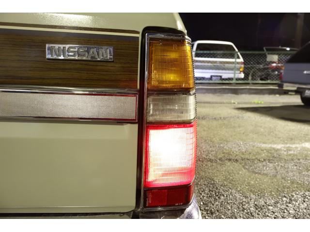 セドリックワゴン ＳＧＬリミテッド　サーフスタイル　ベンチシート　コラムオートマ　新品ＮｅｏＭｏｏｎ１５ｉｎ　新品ホワイトリボンタイヤ　ＬＥＤヘッドライト　ＥＴＣ　最終モデル　タイミングベルト交換済み（44枚目）