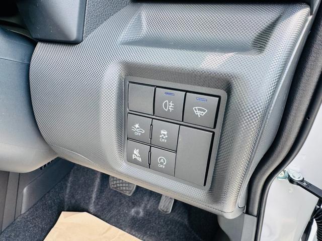 ライズ Ｚ　登録済み未使用車　４ＷＤ　９インチディスプレイオーディオ　パノラミックビューモニター　ＢＳＭ＋ＲＣＴＡ　スマートパノラマパークングパッケージ　スマートアシスト　ＬＥＤライト　シートヒーター（17枚目）