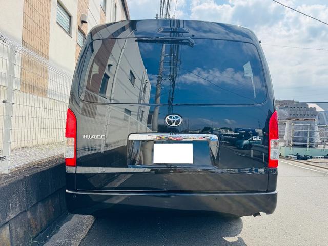 ハイエースワゴン ＧＬ　登録済未使用車　パワースライドドア　パノラミックビューモニター　デジタルインナーミラー　ＬＥＤヘッドランプ　ＬＥＤフォグ　トヨタセーフティセンス　スマートキー　１０人乗り（5枚目）