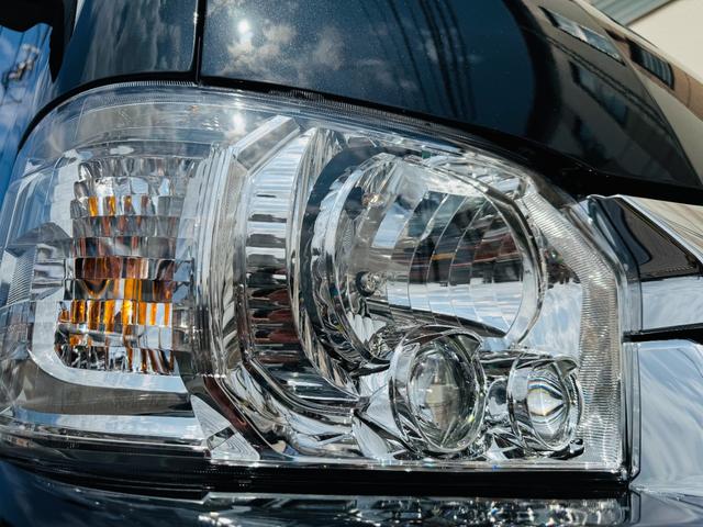 ハイエースワゴン ＧＬ　登録済未使用車　パワースライドドア　パノラミックビューモニター　デジタルインナーミラー　ＬＥＤヘッドランプ　ＬＥＤフォグ　トヨタセーフティセンス　スマートキー　１０人乗り（6枚目）