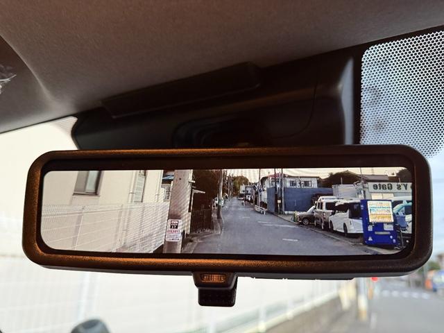 ハイエースバン ロングスーパーGL 登録済未使用車 アースカラーパッケージ 両側パワースライドドア パノラミックビューモニター デジタルインナーミラー LEDヘッドライト 20周年記念スカッフプレート 助手席エアバッグ付 スマートキー(11枚目)