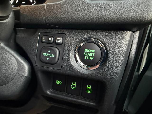 ハイエースバン ロングスーパーGL 登録済未使用車 アースカラーパッケージ 両側パワースライドドア パノラミックビューモニター デジタルインナーミラー LEDヘッドライト 20周年記念スカッフプレート 助手席エアバッグ付 スマートキー(13枚目)