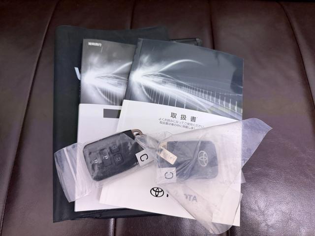 ハイエースバン ロングスーパーGL 登録済未使用車 アースカラーパッケージ 両側パワースライドドア パノラミックビューモニター デジタルインナーミラー LEDヘッドライト 20周年記念スカッフプレート 助手席エアバッグ付 スマートキー(20枚目)