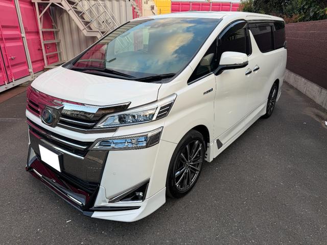 ヴェルファイアハイブリッド エグゼクティブラウンジ　法人１オーナー　ＴＲＤエアロ　ツインムーンルーフ　ナビＴＶ　ＪＢＬプレミアムサウンド　パノラミックビューモニター　デジタルインナーミラー　リヤエンターテイメント　ＥＴＣ　ＴＲＤ足回り　１９インチＡＷ（6枚目）