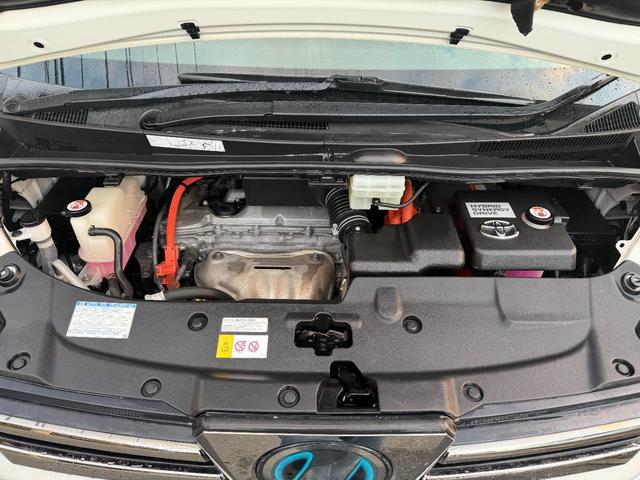 ヴェルファイアハイブリッド エグゼクティブラウンジ　法人１オーナー　ＴＲＤエアロ　ツインムーンルーフ　ナビＴＶ　ＪＢＬプレミアムサウンド　パノラミックビューモニター　デジタルインナーミラー　リヤエンターテイメント　ＥＴＣ　ＴＲＤ足回り　１９インチＡＷ（19枚目）