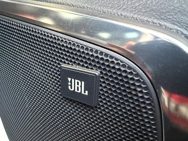 ヴェルファイアハイブリッド エグゼクティブラウンジ　法人１オーナー　ＴＲＤエアロ　ツインムーンルーフ　ナビＴＶ　ＪＢＬプレミアムサウンド　パノラミックビューモニター　デジタルインナーミラー　リヤエンターテイメント　ＥＴＣ　ＴＲＤ足回り　１９インチＡＷ（29枚目）