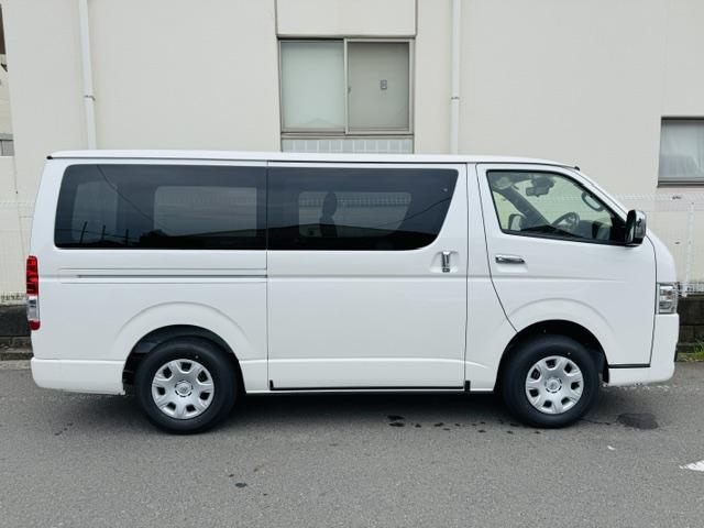 ハイエースバン ロングスーパーＧＬ　ダークプライムＳ　登録済み未使用車　４ＷＤ　特別仕様車　高出力エンジン　専用ショックアブソーバー　専用内装　パノラミックビューモニター　デジタルインナーミラー　寒冷地仕様　ＬＥＤヘッドライト　両側パワスラ（2枚目）