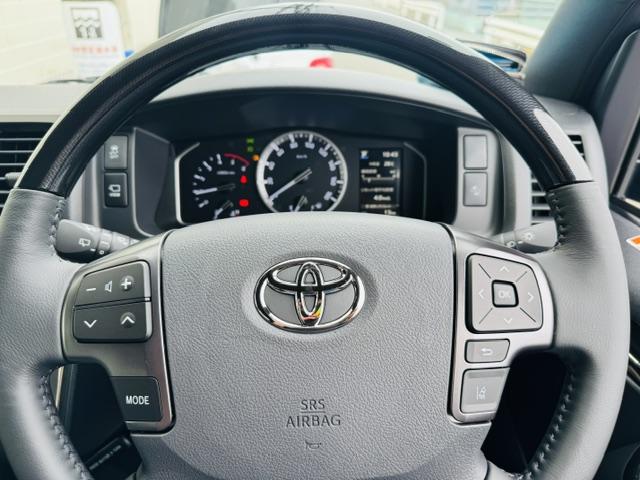 ハイエースバン ロングスーパーＧＬ　ダークプライムＳ　登録済み未使用車　４ＷＤ　特別仕様車　高出力エンジン　専用ショックアブソーバー　専用内装　パノラミックビューモニター　デジタルインナーミラー　寒冷地仕様　ＬＥＤヘッドライト　両側パワスラ（10枚目）