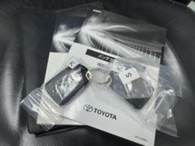 ハイエースバン ロングスーパーＧＬ　ダークプライムＳ　登録済み未使用車　４ＷＤ　特別仕様車　高出力エンジン　専用ショックアブソーバー　専用内装　パノラミックビューモニター　デジタルインナーミラー　寒冷地仕様　ＬＥＤヘッドライト　両側パワスラ（15枚目）