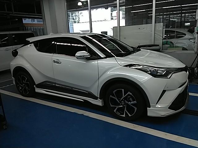 C-HR G-T ワンオーナー キーレス フルセグ ナビ&TV 18アルミホイール アイドリングストップ エアバッグ オートマ フル装備 助手席エアバッグ 衝突被害軽減システム ETC バックカメラ スマートキー(15枚目)
