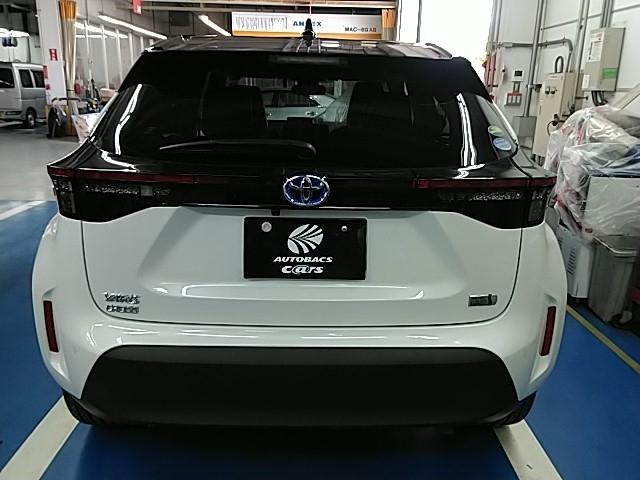 ヤリスクロス ハイブリッドＺ　ワンオーナー　キーレス　フルセグ　ナビ＆ＴＶ　１８アルミホイール　アイドリングストップ　エアバッグ　オートマ　フル装備　助手席エアバッグ　ＥＴＣ　バックカメラ　スマートキー　横滑り防止機能（5枚目）