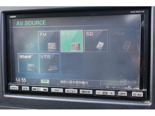 ベースグレード　ワンセグＳＤナビ　ＥＴＣ　ドライブレコーダー　キーレススタート　ディーラー整備記録簿１６枚有　ワンオーナー(38枚目)
