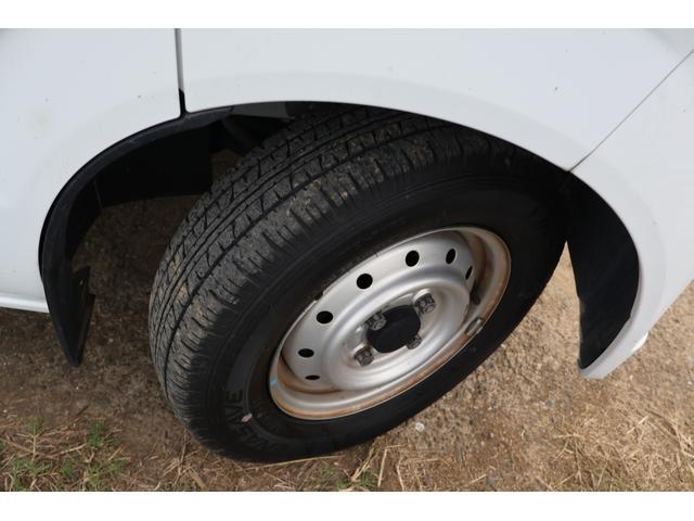 エブリイ ＰＡ　パートタイム４ＷＤ　５速マニュアル　夏冬タイヤセット　整備記録簿１５枚有　ワンオーナー（39枚目）