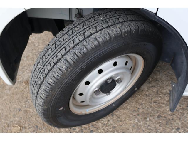 エブリイ ＰＡ　パートタイム４ＷＤ　５速マニュアル　夏冬タイヤセット　整備記録簿１５枚有　ワンオーナー（42枚目）