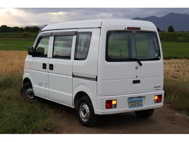 エブリイ ＰＡ　パートタイム４ＷＤ　５速マニュアル　夏冬タイヤセット　整備記録簿１５枚有　ワンオーナー（68枚目）