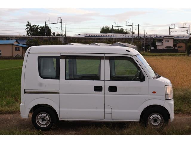 エブリイ ＰＡ　パートタイム４ＷＤ　５速マニュアル　夏冬タイヤセット　整備記録簿１５枚有　ワンオーナー（69枚目）