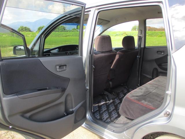 ムーヴ Ｘ　ＶＳ　ＩＩＩ　スマートキー　純正１４インチアルミ　フルオートエアコン　アルカンターラ調シートカバー　フォグランプ（18枚目）