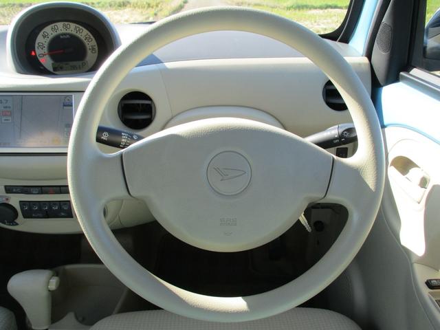 エッセ X 純正ナビ バックカメラ 走行8000km キーレス 電動格納ドアミラー オートエアコン ボディ同色アウターハンドル 4速オートマ(39枚目)