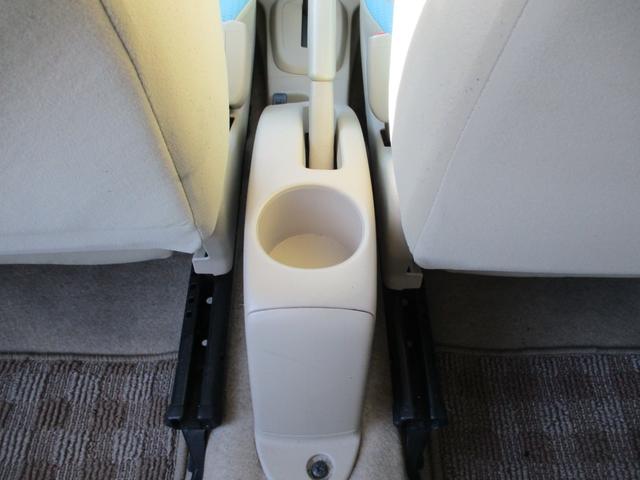 エッセ X 純正ナビ バックカメラ 走行8000km キーレス 電動格納ドアミラー オートエアコン ボディ同色アウターハンドル 4速オートマ(59枚目)