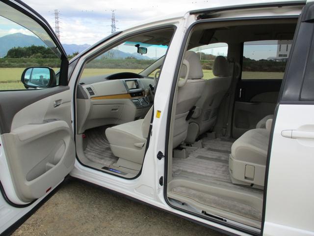 エスティマ ２．４アエラス　Ｇエディション　純正地デジＨＤＤナビ　ＤＶＤ再生　Ｂｌｕｅｔｏｏｔｈオーディオ　後席フリップダウンモニター　両側パワースライドア　ディスチャージ　スマートキー　寒冷地仕様（21枚目）