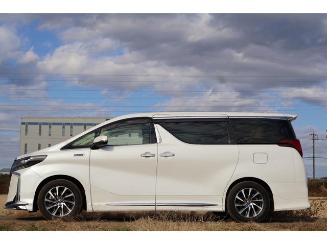 アルファード 3.5ロイヤルラウンジSP フルパーテーション 24インチ後席ディスプレイ JBLプレミアムサウンド リラクゼーションシステム エクストラキャビネット 冷蔵庫 置くだけ充電 調光ウインドゥ モデリスタフルエアロ(6枚目)