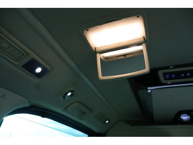 アルファード 3.5ロイヤルラウンジSP フルパーテーション 24インチ後席ディスプレイ JBLプレミアムサウンド リラクゼーションシステム エクストラキャビネット 冷蔵庫 置くだけ充電 調光ウインドゥ モデリスタフルエアロ(18枚目)