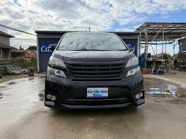 ヴェルファイア ２．４Ｚ　プラチナセレクションＩＩ　社外エアロ・フォグ・テールランプ・車高調・社外２０インチアルミ・パワーバックドア・シートカバー・ナビ・バックカメラ・クルーズコントロール・ＥＴＣ・両側パワースライドドア・アルパインリアモニター（3枚目）