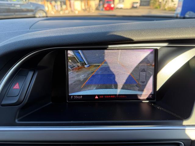 AUDI A4 AVANT 2.0 TFSI QUATTRO