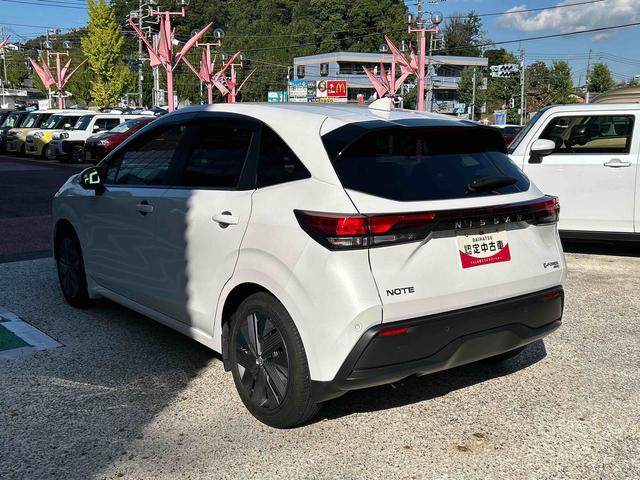 ノート Ｘ　ＦＯＵＲ　保証　新車保証・まごころ保証　１年間・走行距離無制限付き（3枚目）