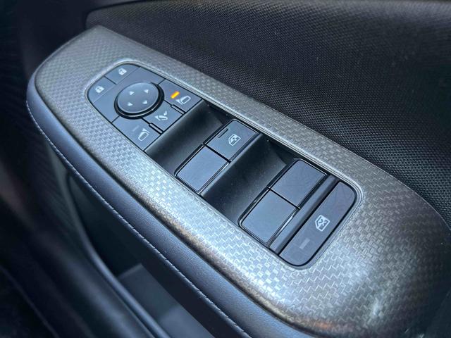 ノート Ｘ　ＦＯＵＲ　保証　新車保証・まごころ保証　１年間・走行距離無制限付き（15枚目）