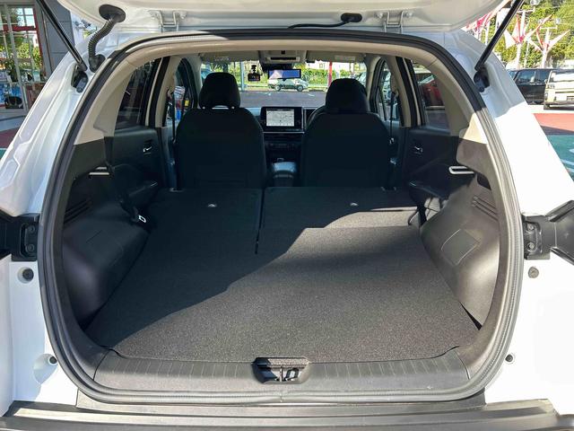 ノート Ｘ　ＦＯＵＲ　保証　新車保証・まごころ保証　１年間・走行距離無制限付き（35枚目）