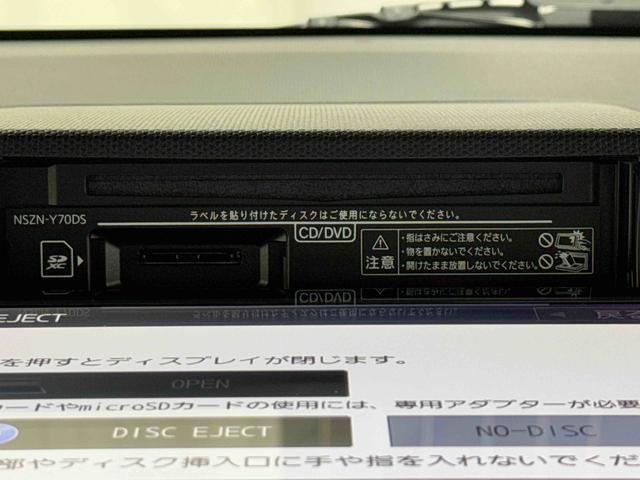 操作し易いインパネシフト、滑らかな加速のＣＶＴで燃費も良いですよ。